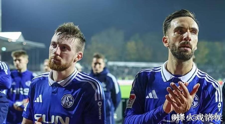 沙尔克锁定德乙半程冠军，重返德甲前景光明